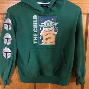 Star Wars Baby Yoda  Green  Hoodie  Size 8